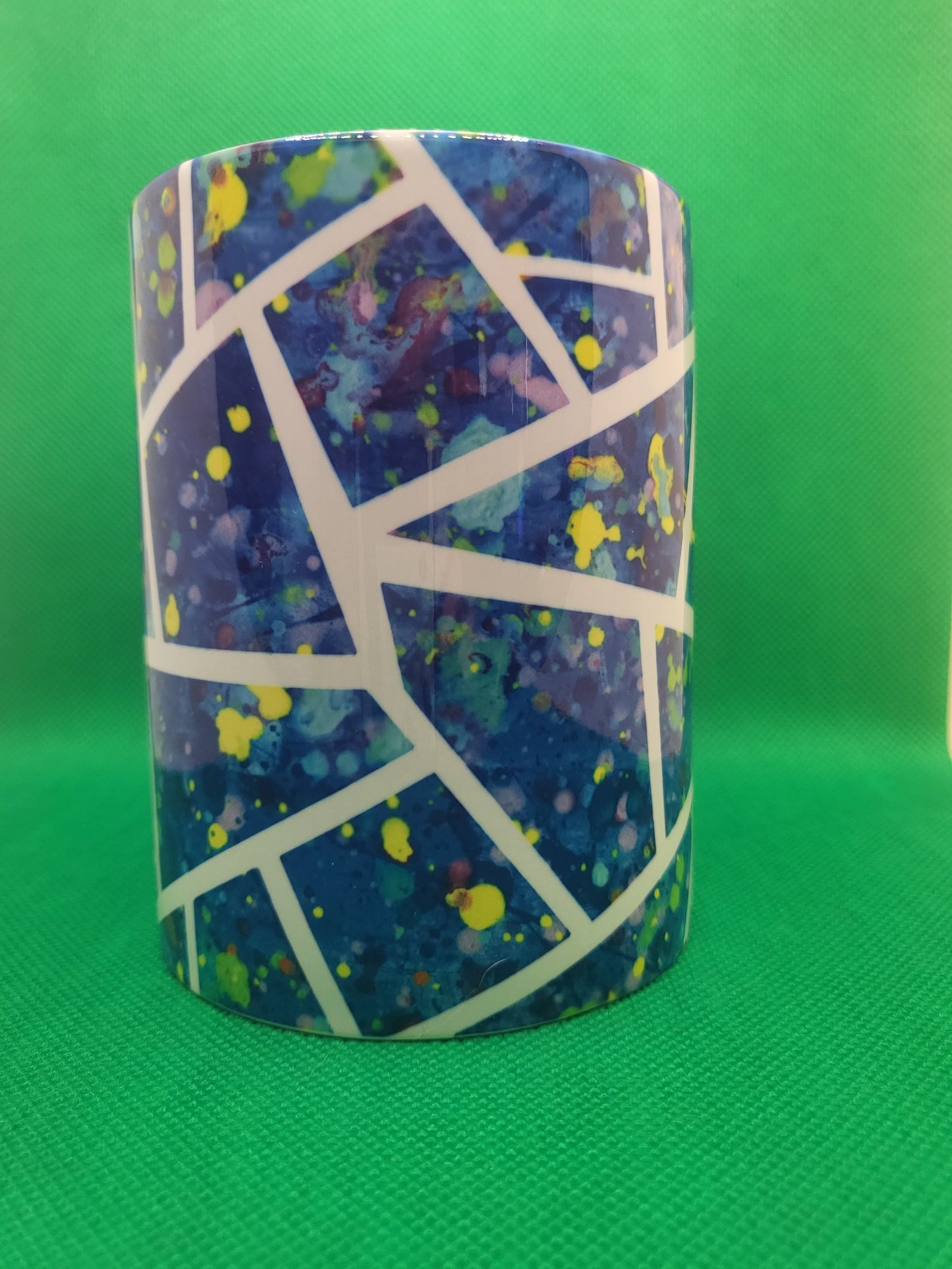 Einzigartige Unikate Tasse - "Cosmic Chaos"